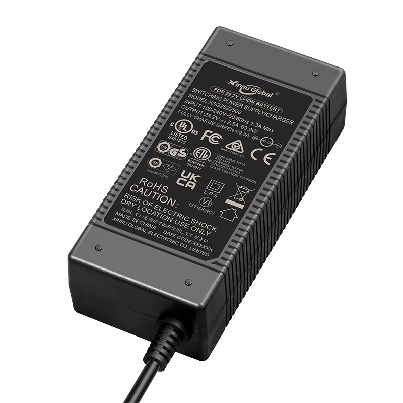 16.8V3.5A鋰電池充電器 桌面式60335-2-29