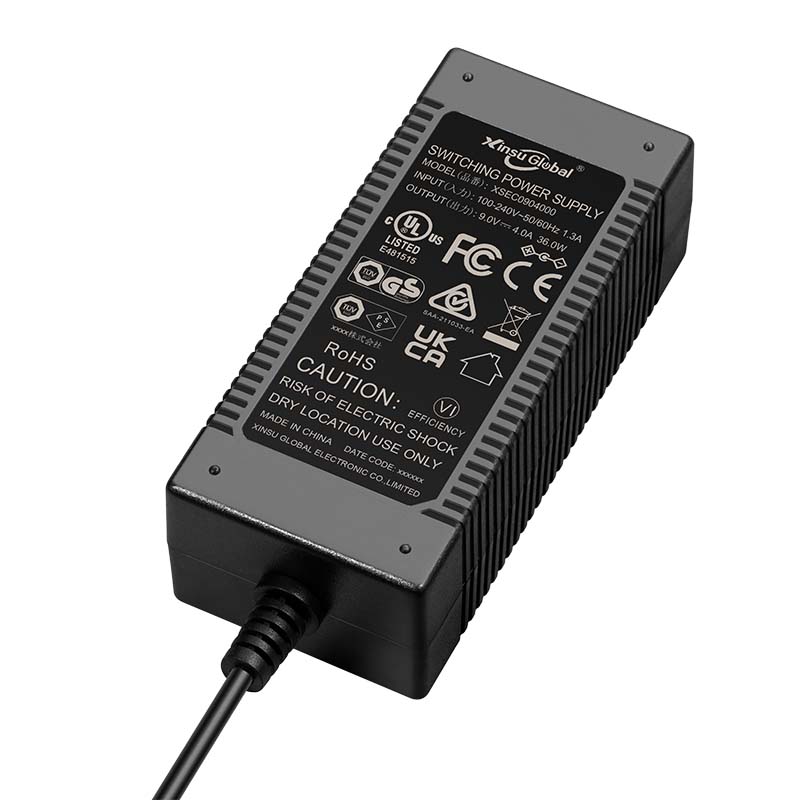 30W 桌面式電源適配器