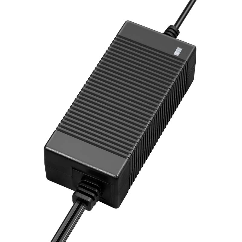 18W 桌面式電源適配器